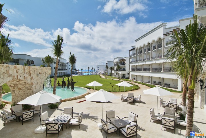  The Royal Playa del Carmen,  , 