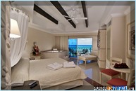  JUNIOR SUITE.  The Royal Playa del Carmen