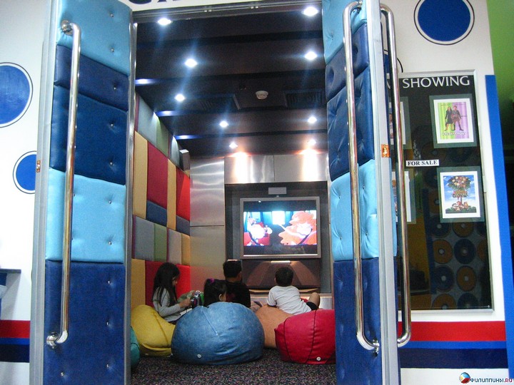 ����� Sofitel Philippine Plaza Manila, ���������, ������