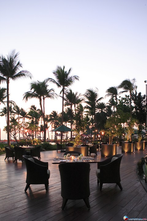 ����� Sofitel Philippine Plaza Manila, ���������, ������