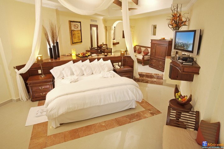  The Royal Cancun, , 