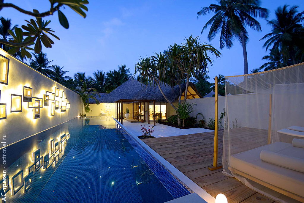    Honeymoon Pool Villa