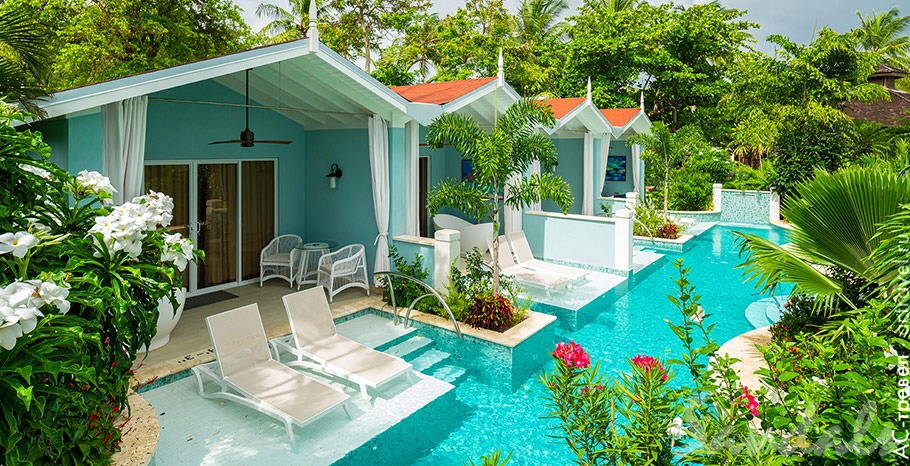  Beachfront Crystal Lagoon Swim-up Butler Room with Patio Tranquility Soaking Tub   Sandals Halcyon Beach