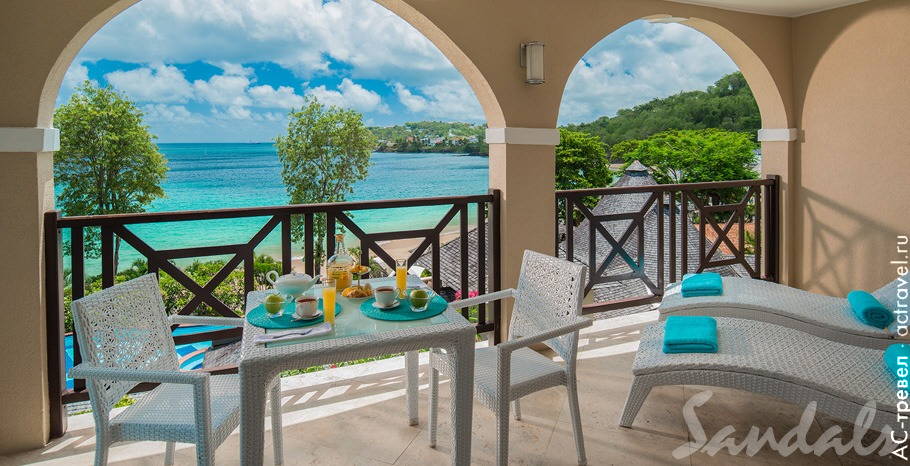  Pitons Oceanview Two Story Butler Veranda Suite   Sandals Regency La Toc