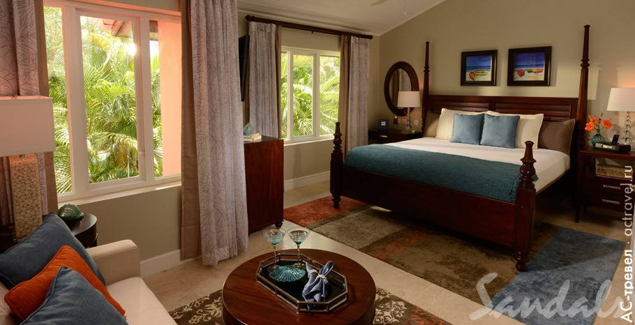  Emerald Honeymoon Hideaway Grande Luxe Room   Sandals Regency La Toc