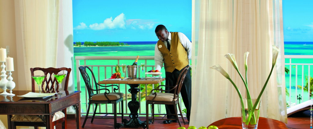    Sandals Royal Bahamian ( )