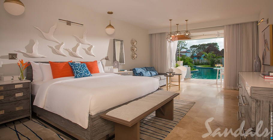  South Seas Swim-up Club Level Ultra Suite w/ Patio Tranquility Soaking Tub   Sandals Royal Barbados